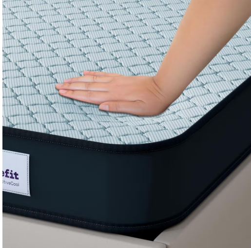 Wakefit  IcyBreeze ActiveCool Memory Foam Mattress